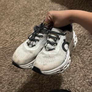 Stains on the toes, other than that they work just a good as new.